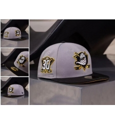 NHL Snapback Cap 26J P020 NHL Snapback Cap 26J P020