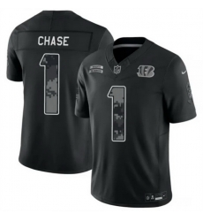 Men Cincinnati Bengals 1 Ja Marr Chase Black F U S E 2026 Salute to Service Limited Stitched Football Jersey Men Cincinnati Bengals 1 Ja Marr Chase Black F U S E 2026 Salute to Service Limited Stitched Football Jersey